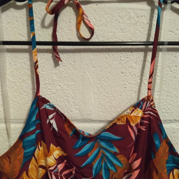 Floral Romper - Picture 2 of 6